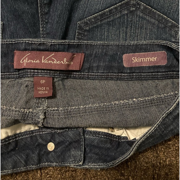 Skimmer Capris - Picture 3 of 4